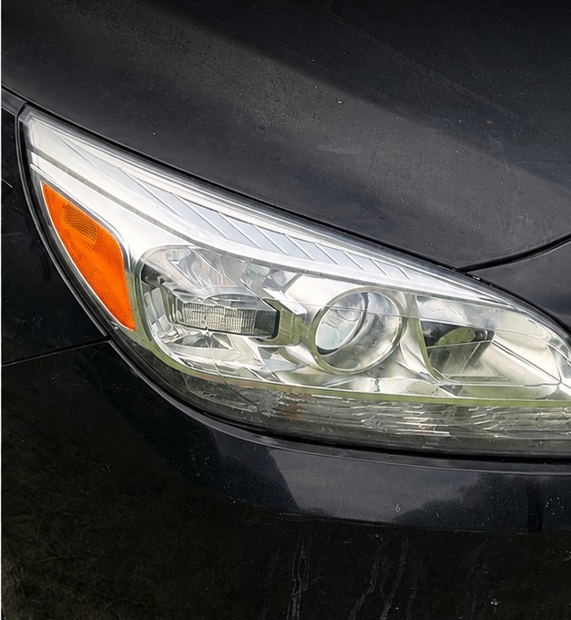 Headlight after restoration, clear and bright